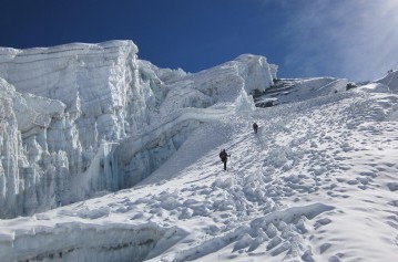 Pisang Peak Climbing